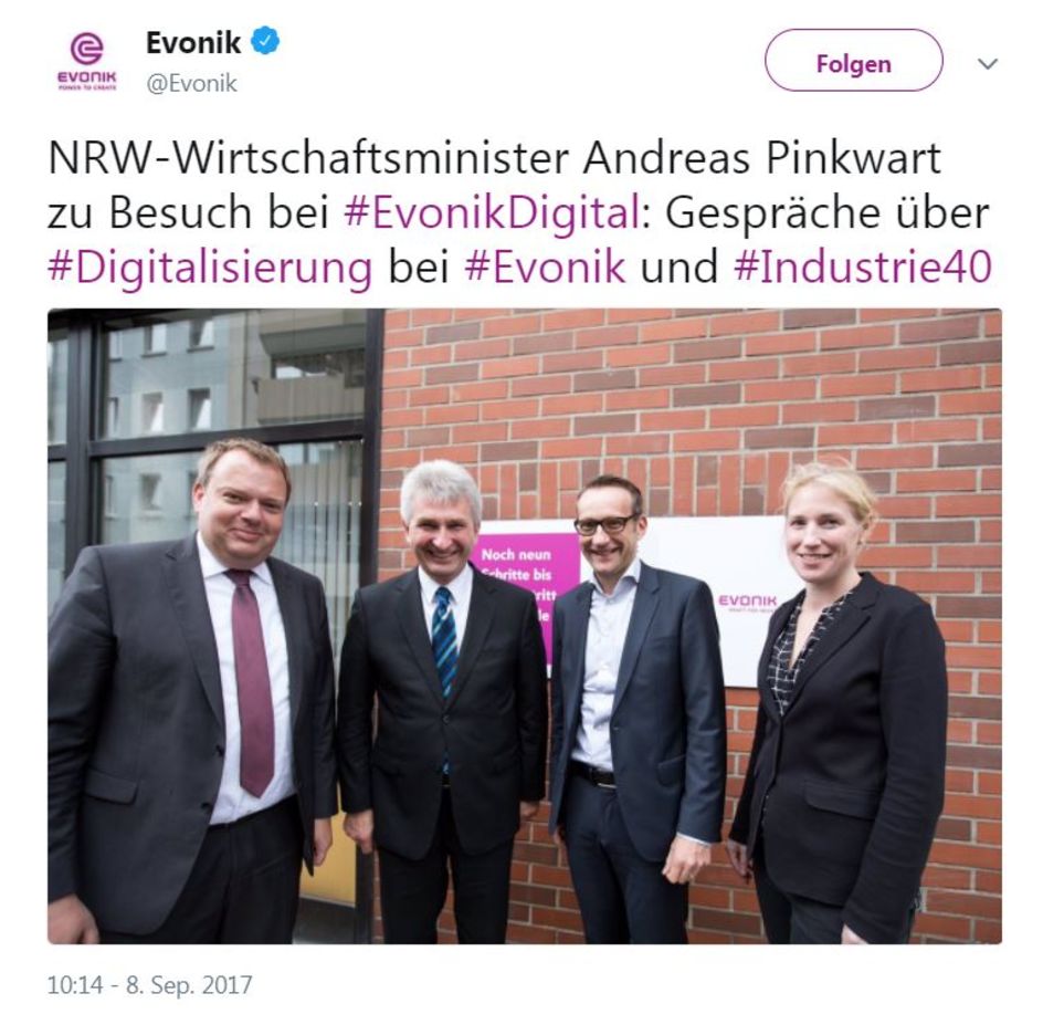 NRW-Wirtschaftsminister Andreas Pinkwart besucht Evonik Digital